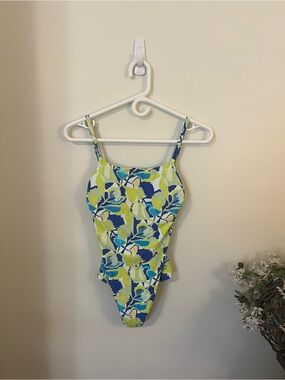 Arena NWT One Piece Swimsuit US 6 Neon Blue Multi Floral Print Training Swim